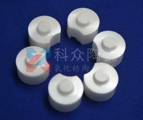 怎樣選擇高質(zhì)量的氧化鋯陶瓷球？